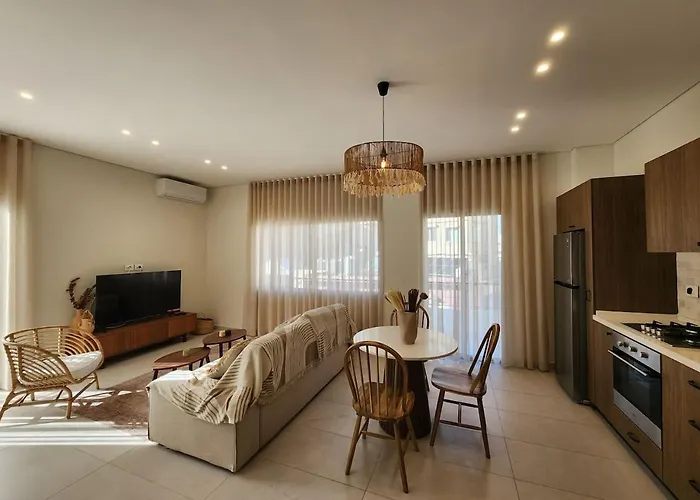 Olea Earth-Inspired Retreat In Gemayze