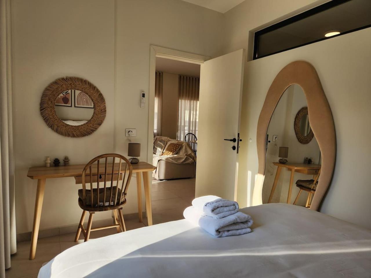 Olea Earth-inspired Retreat In Gemayze * Beirut